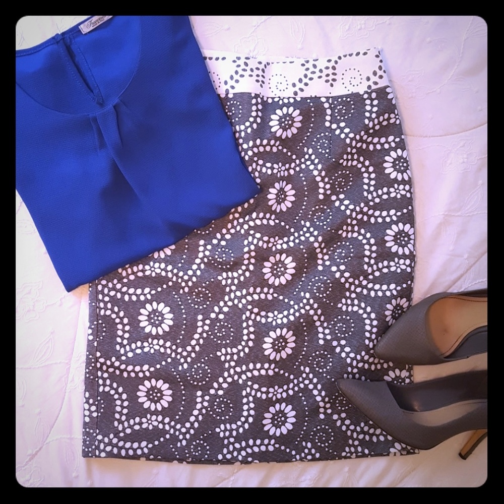 Grey BR skirt, size 0, NWOT